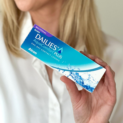Someone holding a Dailies box.