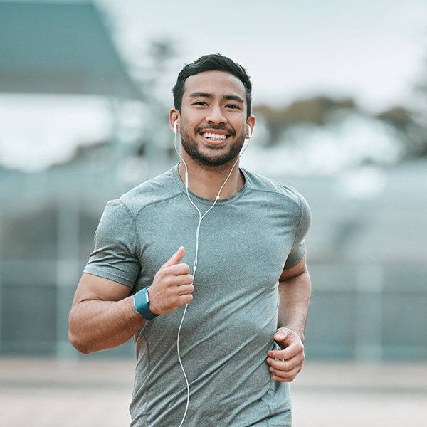 Man wearing contact lenses while running.